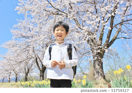 笑一年級學生 53759327