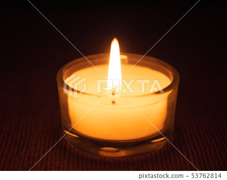 Candle 53762814