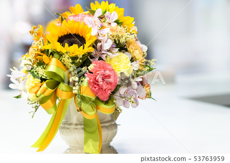 Beautiful bouquet of flowers colorful, flower Beautiful bouquet of flowers colorful, flower 53763959