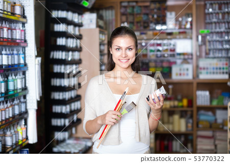 woman shopping art supplies woman shopping art supplies 53770322