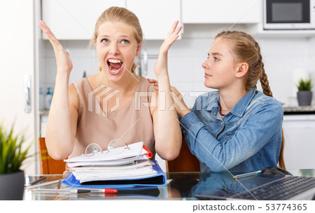 Mother dissatisfied with poor in studies of daughter 53774365