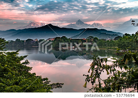 Lake Fewa 53776694