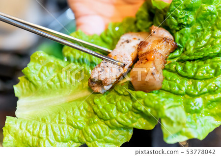 黑肉韓國料理菜鐵板飯碗熟Pan지鍋炸黑豬肉黑豬肉 53778042