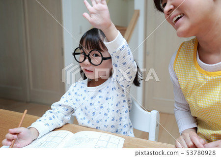 幼兒園（保育園兒童保育育兒3歲3歲兒童嬰幼兒保育兒童看護人聽力兒童學習班學習能力考試天才教育） 53780928