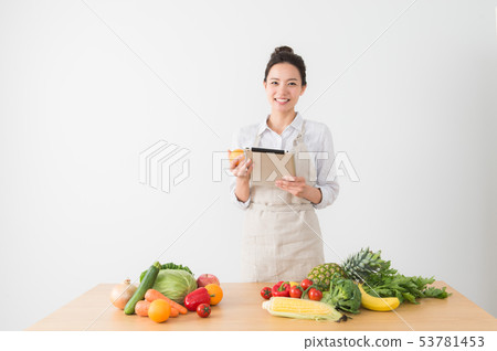Nutritionist Cooking instructor image 53781453