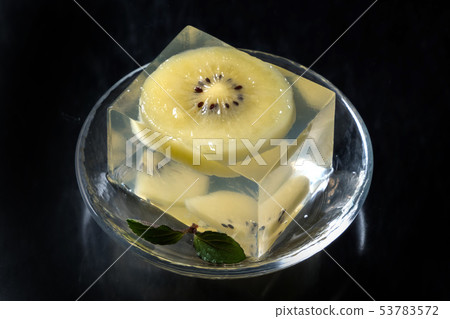 Fruit jelly Colorful sweet delicious fruit jelly Fruit jelly Colorful sweet delicious fruit jelly 53783572