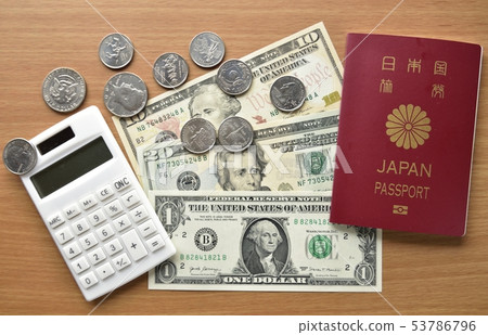 [Overseas travel image, currency exchange] Passport, money and calculator 53786796