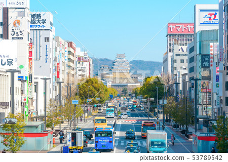 Scenery of Himeji Castle and Otemae Dori Scenery of Himeji Castle and Otemae Dori 53789542
