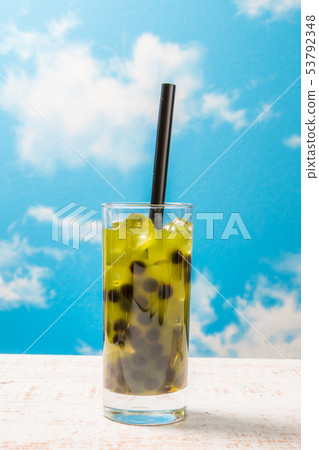 Tapioca milk tea Tapioca bubble milk tea Tapioca milk tea Tapioca bubble milk tea 53792348