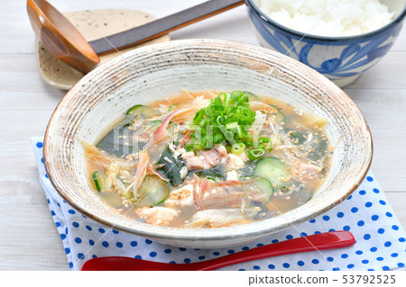 Refreshing dishes of summer, cold soup, hiyashi (watered cans of mackerel and mackerel). 53792525