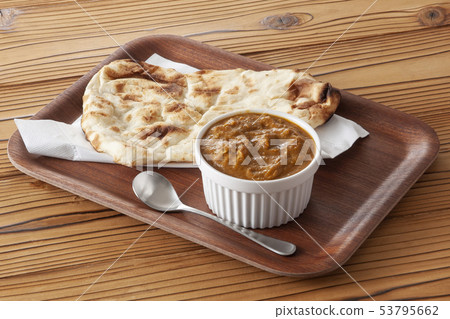 Curry and naan Curry and naan 53795662