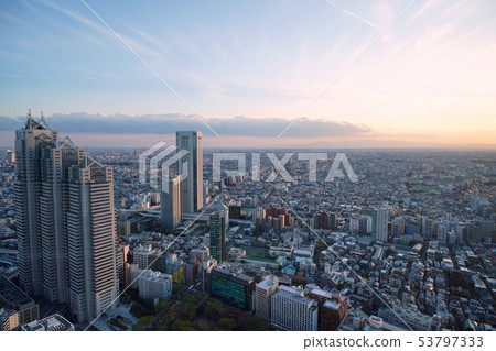 日本的東京都市風景我想看東京歌劇城塔等 照片素材 圖片 圖庫