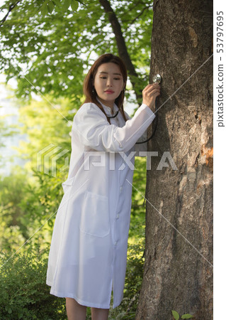 Environmental Research Institute 53797695