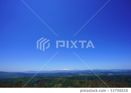 Hakusan and blue sky from the summit of Mount Kawakami Hakusan and blue sky from the summit of Mount Kawakami 53798838