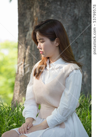 A leisurely life 53799578