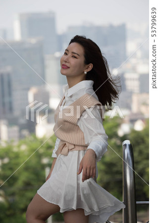 A leisurely life 53799639