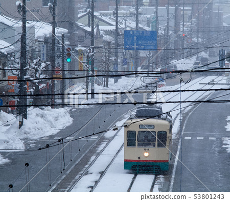 Snowy Toyama tram 53801243