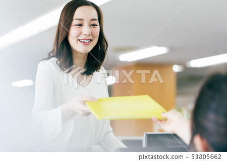 OL婦女企業工作場面 OL婦女企業工作場面 53805662