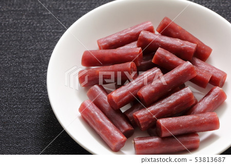 dried sausage. dried sausage. 53813687