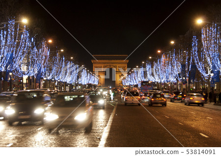 Arc de Triomphe  53814091