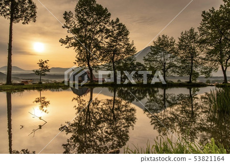 Fumotopa sunrise (Shizuoka · June) Fumotopa sunrise (Shizuoka · June) 53821164