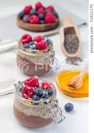 Chocolate and peanut butter chia seed pudding Chocolate and peanut butter chia seed pudding 53822170
