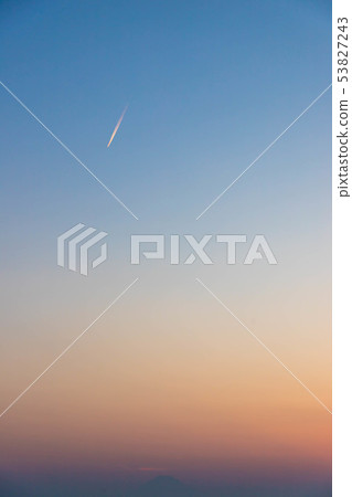 在日落的Contrail 在日落的Contrail 53827243