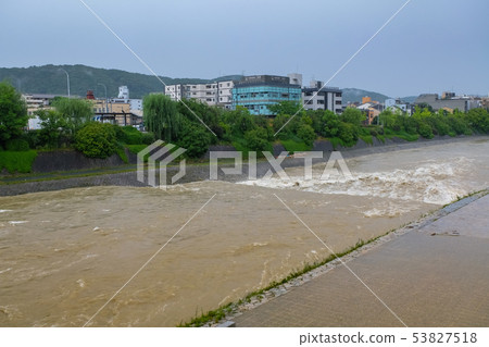 Kyoto Shinsui River Gion Shijo 53827518