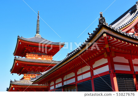 Temple 53827676