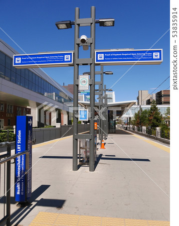 Health Sciences / Jubilee LRT Station Labeling, Vertical, Edmonton Health Sciences / Jubilee LRT Station Labeling, Vertical, Edmonton 53835914
