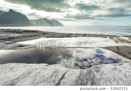 Lofoten 53842551