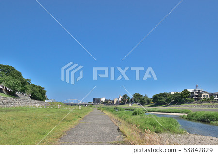 Kanazawa-shi Kamogawa near work 53842829