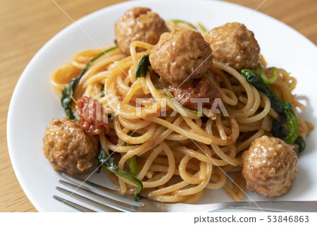 丸子西紅柿意粉 53846863