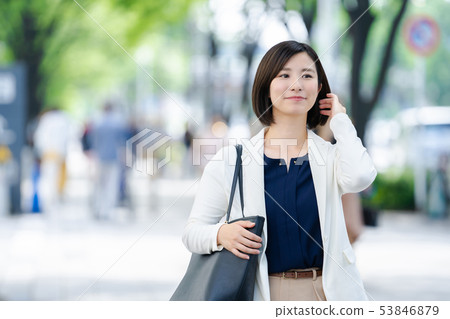 Business woman business image working woman Business woman business image working woman 53846879