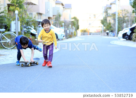 Kids playing with friends Kids playing with friends 53852719