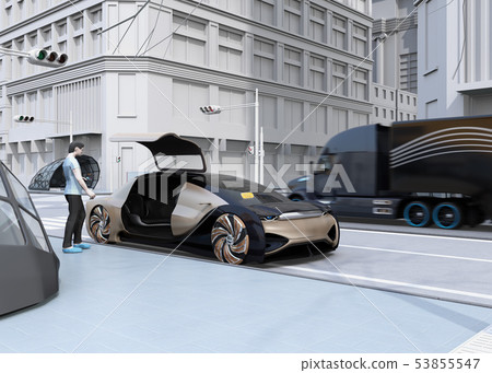 通過智能手機上的乘車分享應用程序預訂進入自動駕駛汽車的人的形象。騎共享概念 53855547