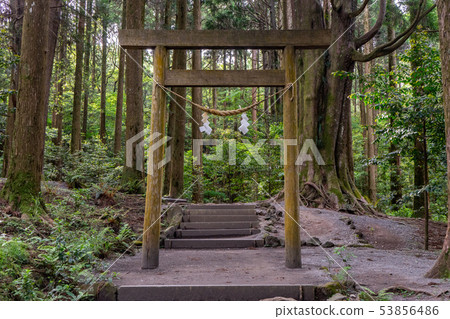 霧島神宮山神社的鳥居 53856486