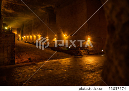 （栃木縣）大谷博物館大谷石地下採礦現場 53857374