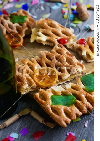 coca de Sant Joan, sweet flat cake from Catalonia 53857923