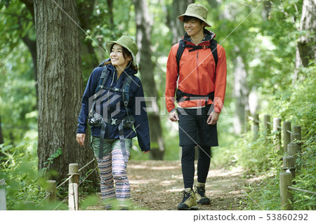 Mountain climbing 53860292