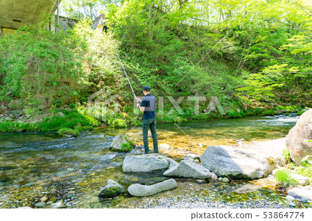 Mountain streamer 53864774