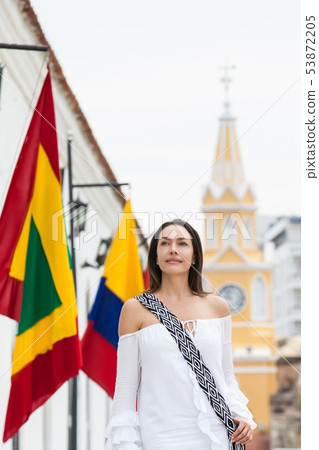Woman walking around Cartagena de Indias Woman walking around Cartagena de Indias 53872205