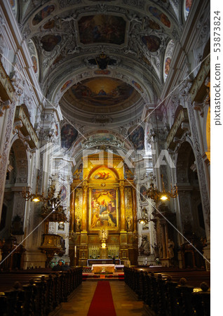 維也納多米尼加教堂祭壇 53873824