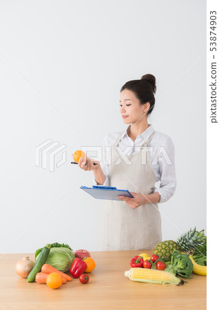 Nutritionist Cooking instructor image Nutritionist Cooking instructor image 53874903
