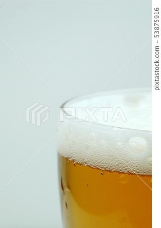 Full beer, cool beer 53875916