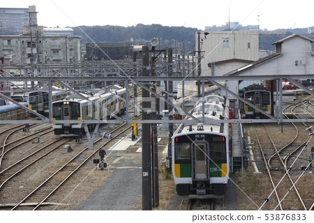 Kurazuri線Kisarazu出發的Kiha E130系統 53876833