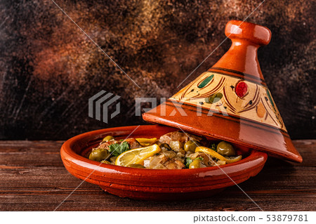 Traditional Moroccan chicken tagine with olives 53879781