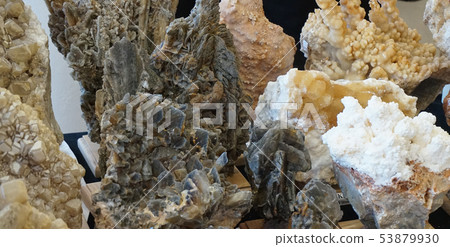 calcite mineral structure 53879930