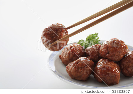 Meat dumpling 53883807