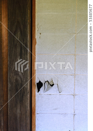 Old houses 53885677